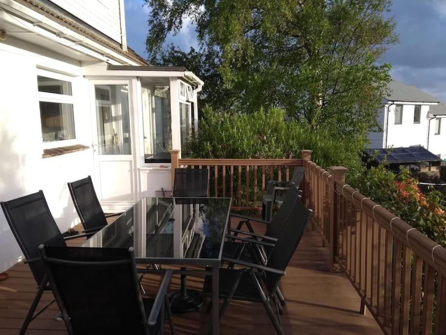 Dingley Dell - Superb Location For Truro In Private Accommodation Perranwell Экстерьер фото